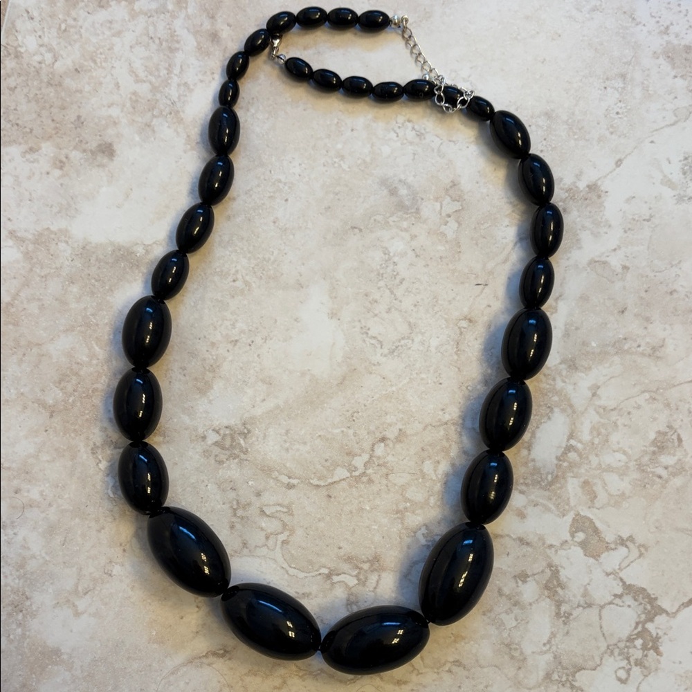 Elegant Black Beaded Necklace
